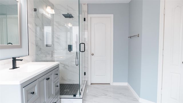 12822 Ravens Chase Lane, Cypress, TX 77429