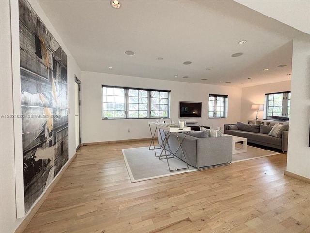 1520 Michigan Ave 1, Miami Beach, FL 33139