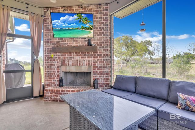 21069 Live Oak Circle, Gulf Shores, AL 36542