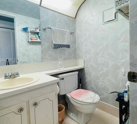 251 S Suffolk F 251 251, Boca Raton, FL 33434
