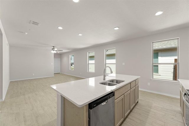 1641 Meadow Crest Drive, Aubrey, TX 76227