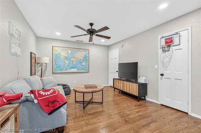 9801 Wellington Way, Fort Smith, AR 72908