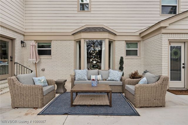 9801 Wellington Way, Fort Smith, AR 72908