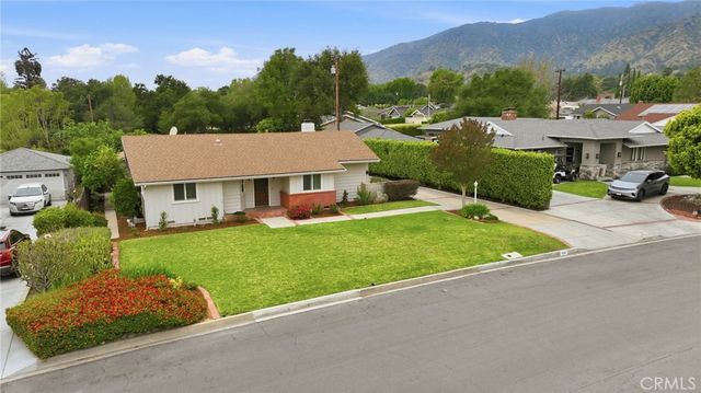 543 Ranch Lane, Glendora, CA 91741