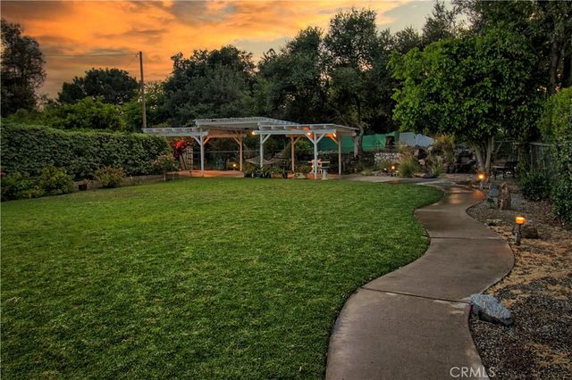 543 Ranch Lane, Glendora, CA 91741