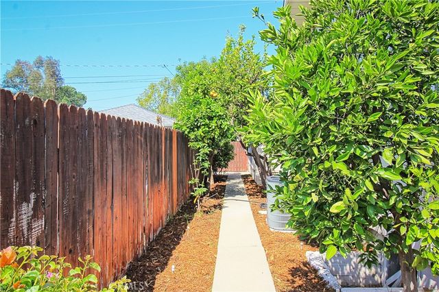 543 Ranch Lane, Glendora, CA 91741