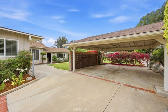 543 Ranch Lane, Glendora, CA 91741