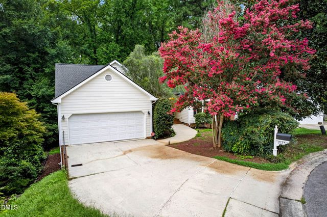 2125 Longwood Drive, Raleigh, NC 27612