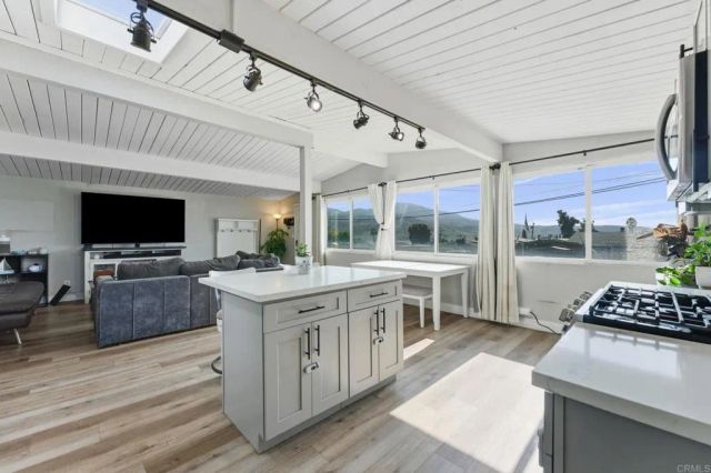 9838 Ivanho Street, Spring Valley, CA 91977