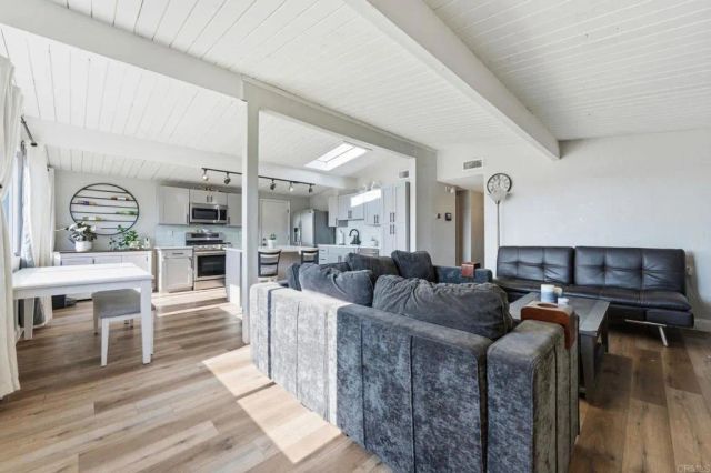 9838 Ivanho Street, Spring Valley, CA 91977