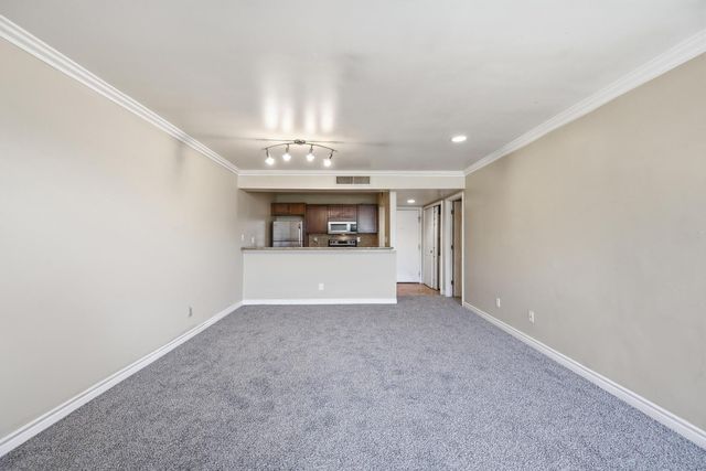 4120 N 78th Street Apt 219, Scottsdale, AZ 85251