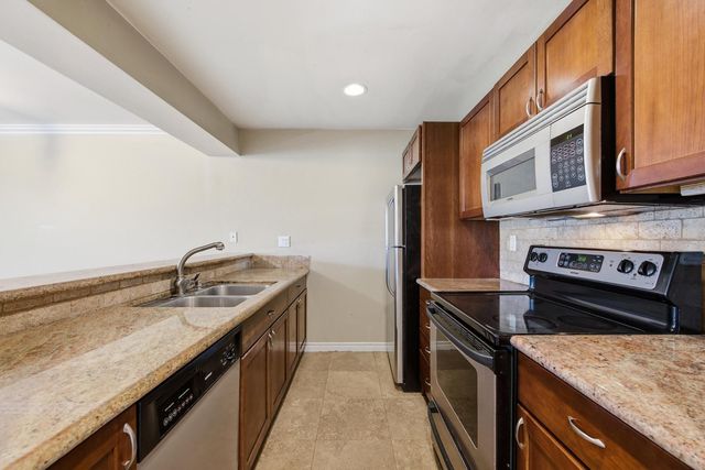 4120 N 78th Street Apt 219, Scottsdale, AZ 85251