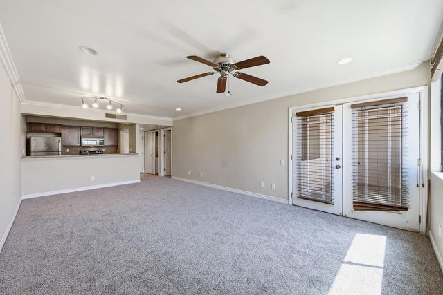 4120 N 78th Street Apt 219, Scottsdale, AZ 85251