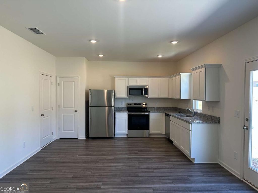 409 Champions Boulevard, Dallas, GA 30157 — photo 4