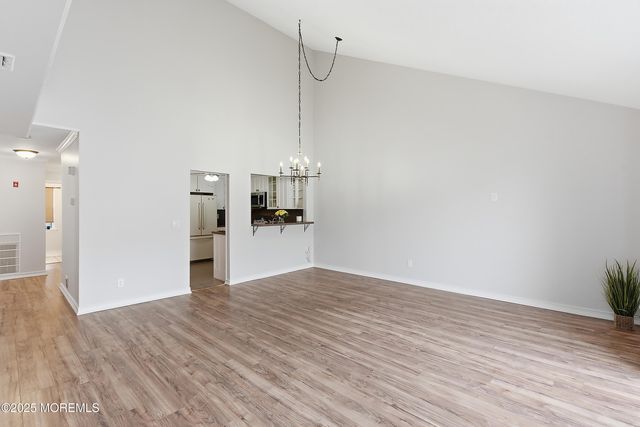 20 Tulip Lane, Freehold, NJ 07728