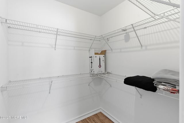 20 Tulip Lane, Freehold, NJ 07728