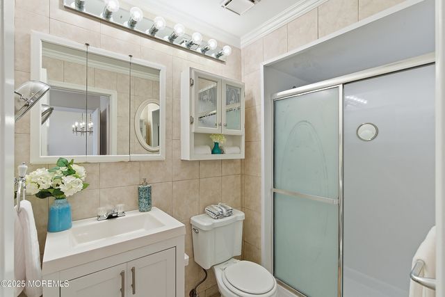 20 Tulip Lane, Freehold, NJ 07728