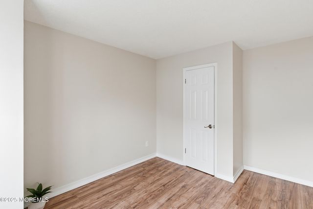 20 Tulip Lane, Freehold, NJ 07728