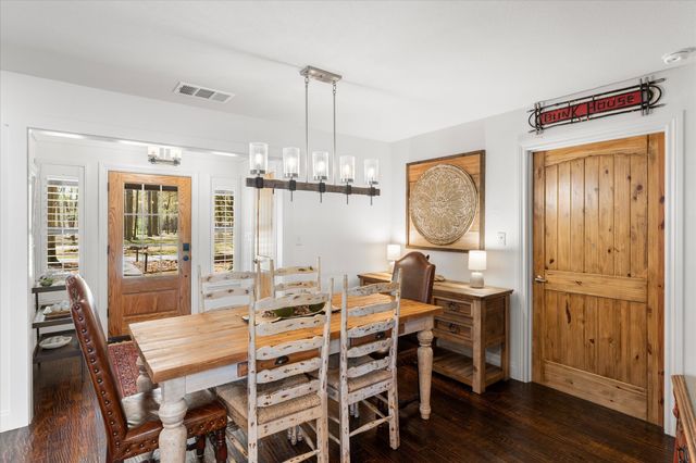 373 Trappers Trail, Mount Vernon, TX 75457