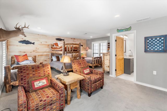 373 Trappers Trail, Mount Vernon, TX 75457