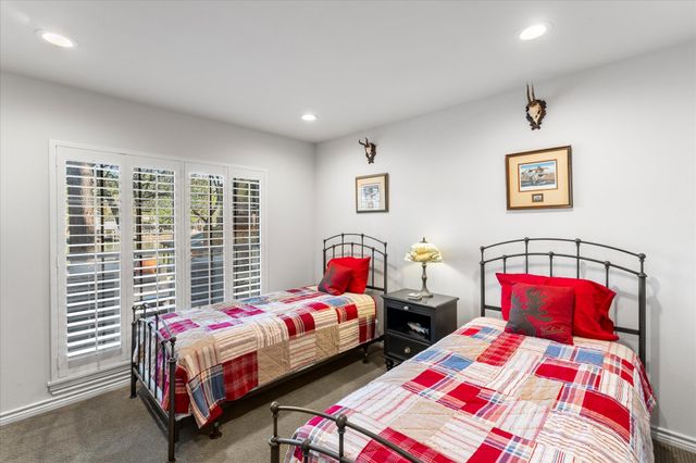 373 Trappers Trail, Mount Vernon, TX 75457