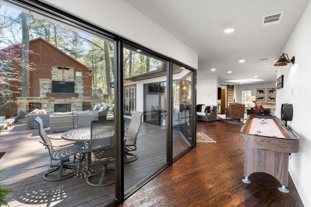 373 Trappers Trail, Mount Vernon, TX 75457