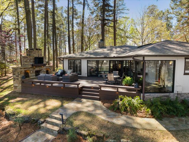 373 Trappers Trail, Mount Vernon, TX 75457