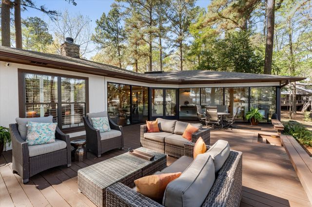 373 Trappers Trail, Mount Vernon, TX 75457