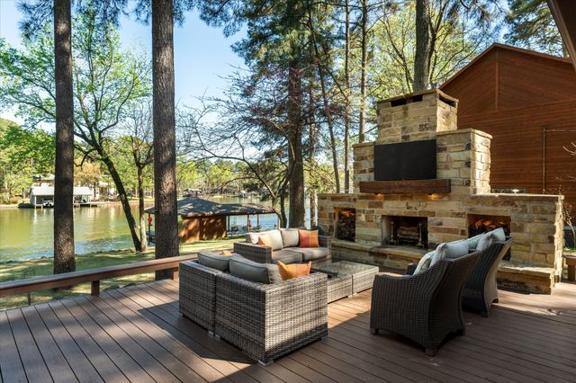 373 Trappers Trail, Mount Vernon, TX 75457