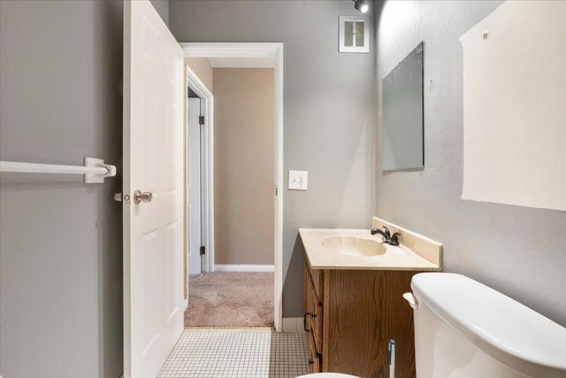 12840 Nicollet Avenue 302, Burnsville, MN 55337