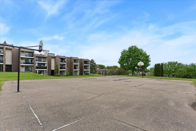 12840 Nicollet Avenue 302, Burnsville, MN 55337