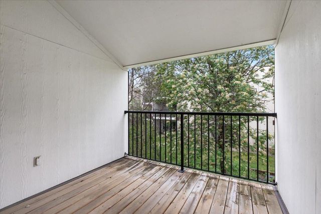 12840 Nicollet Avenue 302, Burnsville, MN 55337
