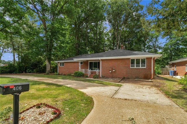 406 Sparrow RD, Chesapeake, VA 23325