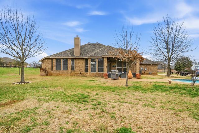 4008 Glenwood Drive, Joshua, TX 76058