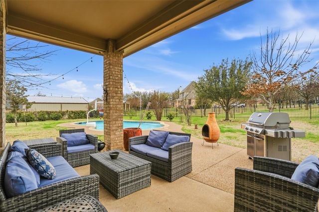 4008 Glenwood Drive, Joshua, TX 76058