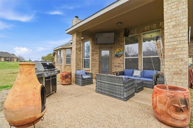 4008 Glenwood Drive, Joshua, TX 76058