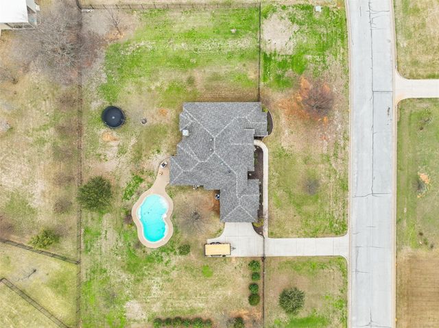 4008 Glenwood Drive, Joshua, TX 76058