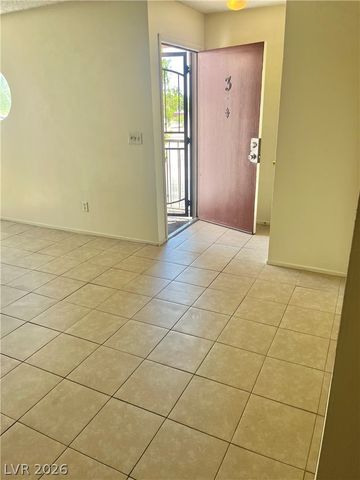 3708 Scuba Circle C, Las Vegas, NV 89108