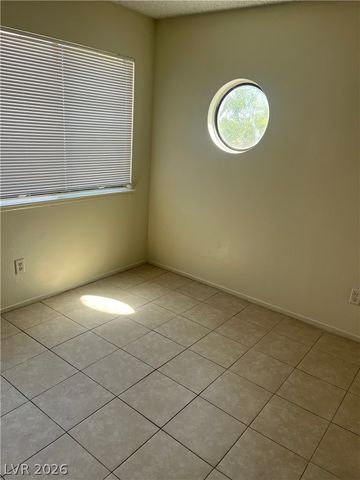 3708 Scuba Circle C, Las Vegas, NV 89108