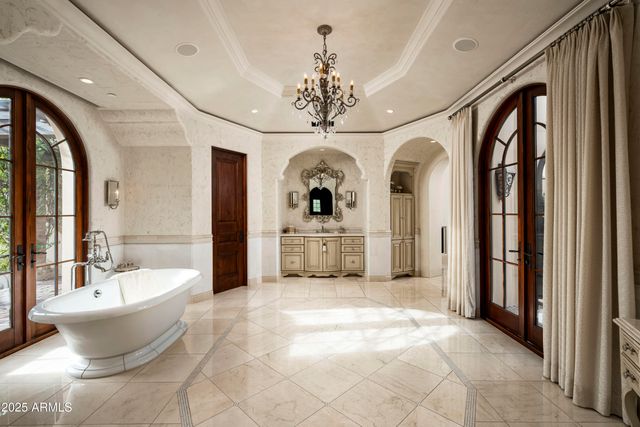 10955 E FEATHERSONG Lane, Scottsdale, AZ 85255