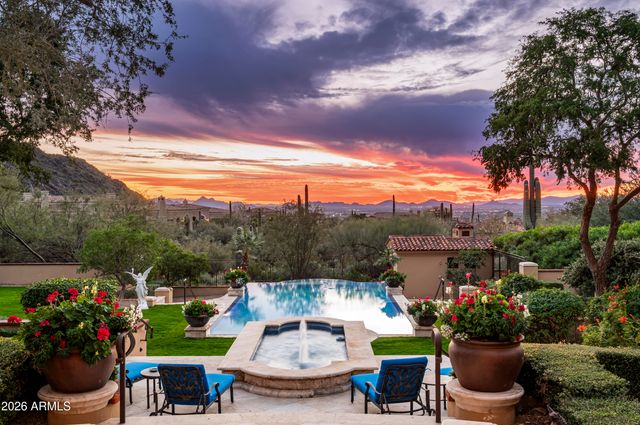 10955 E FEATHERSONG Lane, Scottsdale, AZ 85255