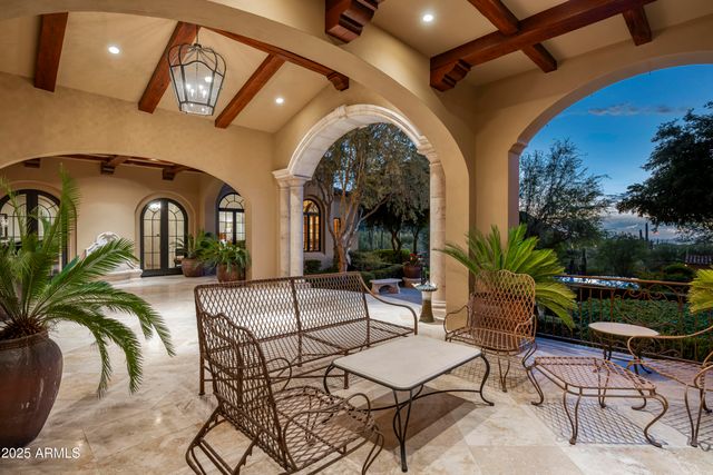 10955 E FEATHERSONG Lane, Scottsdale, AZ 85255