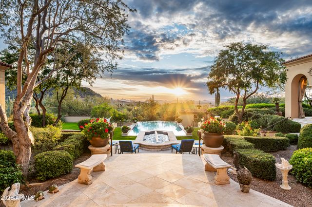 10955 E FEATHERSONG Lane, Scottsdale, AZ 85255