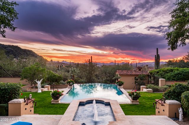 10955 E FEATHERSONG Lane, Scottsdale, AZ 85255