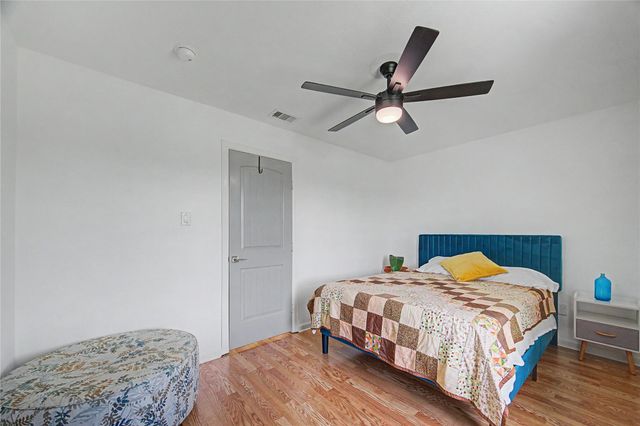 206 19th Street, Dickinson, TX 77539