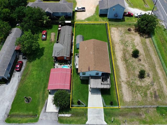 206 19th Street, Dickinson, TX 77539