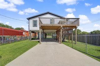 206 19th Street, Dickinson, TX 77539