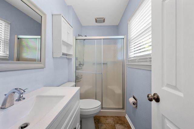 8329 Iris Road, Chattanooga, TN 37421