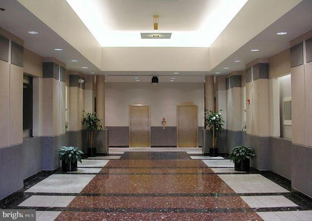 8001 FORBES PL, Springfield, VA 22151