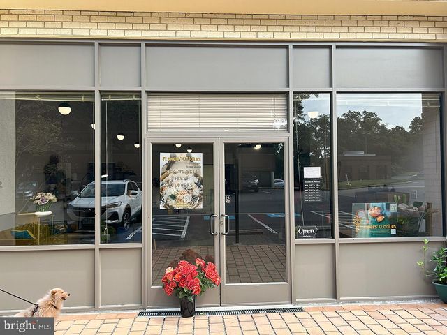 8001 FORBES PL, Springfield, VA 22151